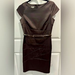 Brannan Chocolate Brown Mid Length, Cap Sleeve Dress w/Belt. Size 8.